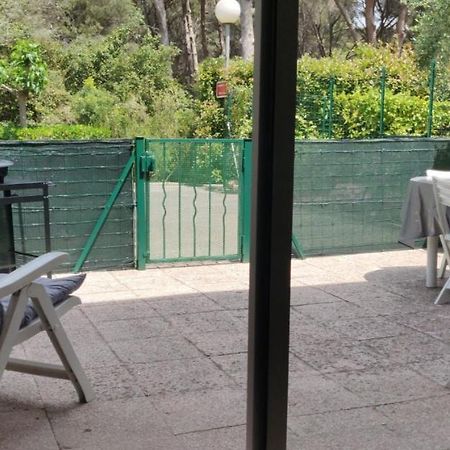 Appartement T2 46M2 Avec Grande Terrasse Sanary-sur-Mer Extérieur photo